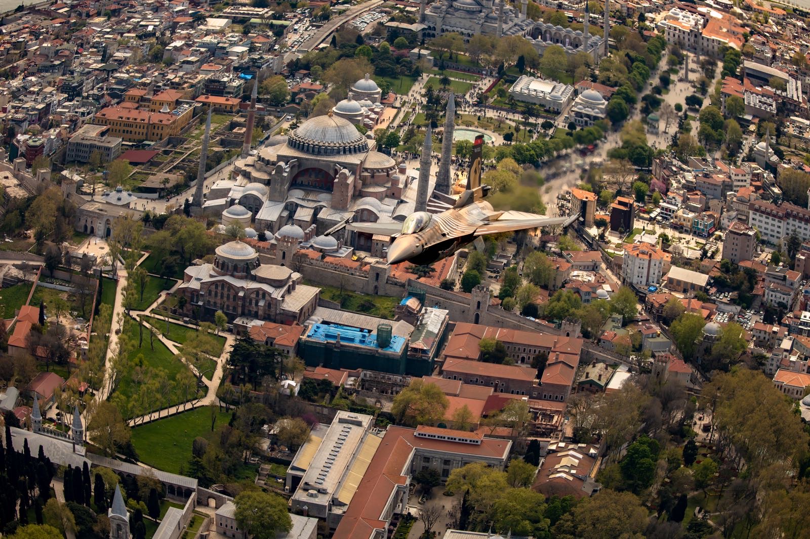 Türk Hava Kuvvetleri, TEKNOFEST 2023 İçin İstanbul Boğazı Üzerinde Selamlama Uçuşu Gerçekleştirdi